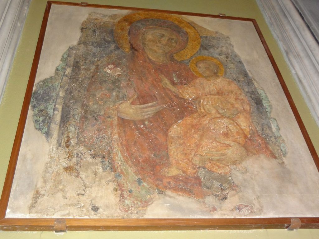 Anonimo, XII sec.?, Madonna del Sasso, Chiesa di Sant'Agostino, Lucca. Foto degli autori