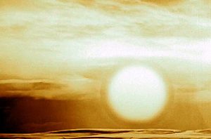 La sfera di luce, di circa 8 kilometri di diametro, generata dall'esplosione della Tsar Bomba (credit: atomicforum.org, fonte non più disponibile)